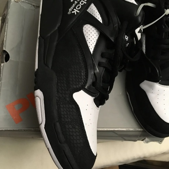 Reebok Classic Pump Omni Lite Black 4139031 - size 11 - New With Distressed  Box - Picture 7 of 12